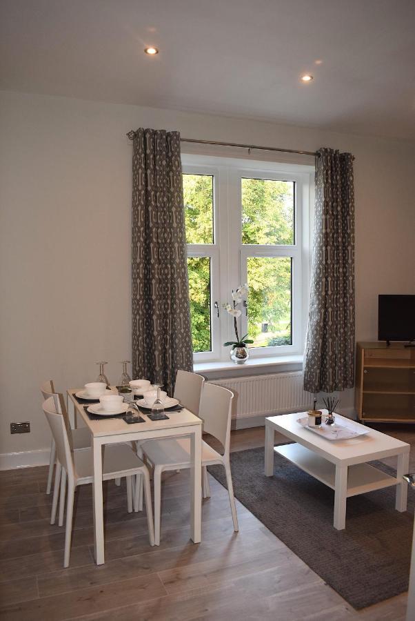 Kelpies Serviced Apartments- Victoria Фалькирк Экстерьер фото